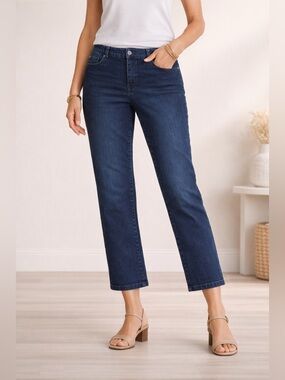 Chicos jeans So Slimming cropped size 6 Chicos size 0.5